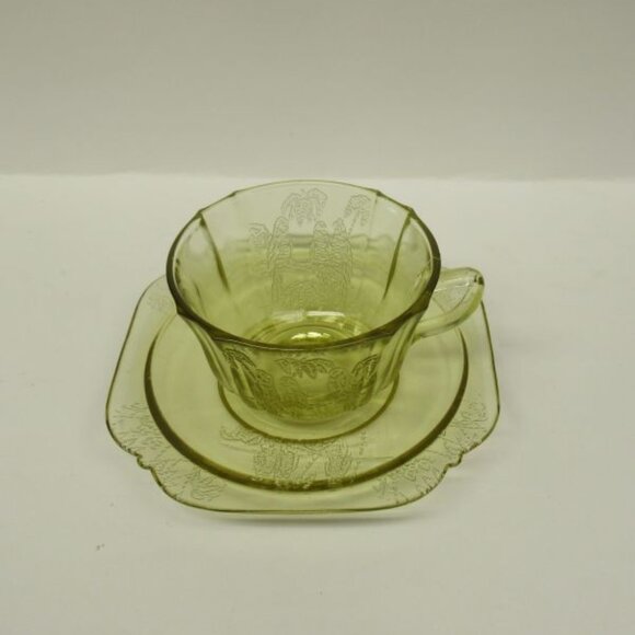 Federal Depression Glass Amber PARROT, aka SYLVAN, Tea or Coffee Cup and Saucer - Picture 1 of 4